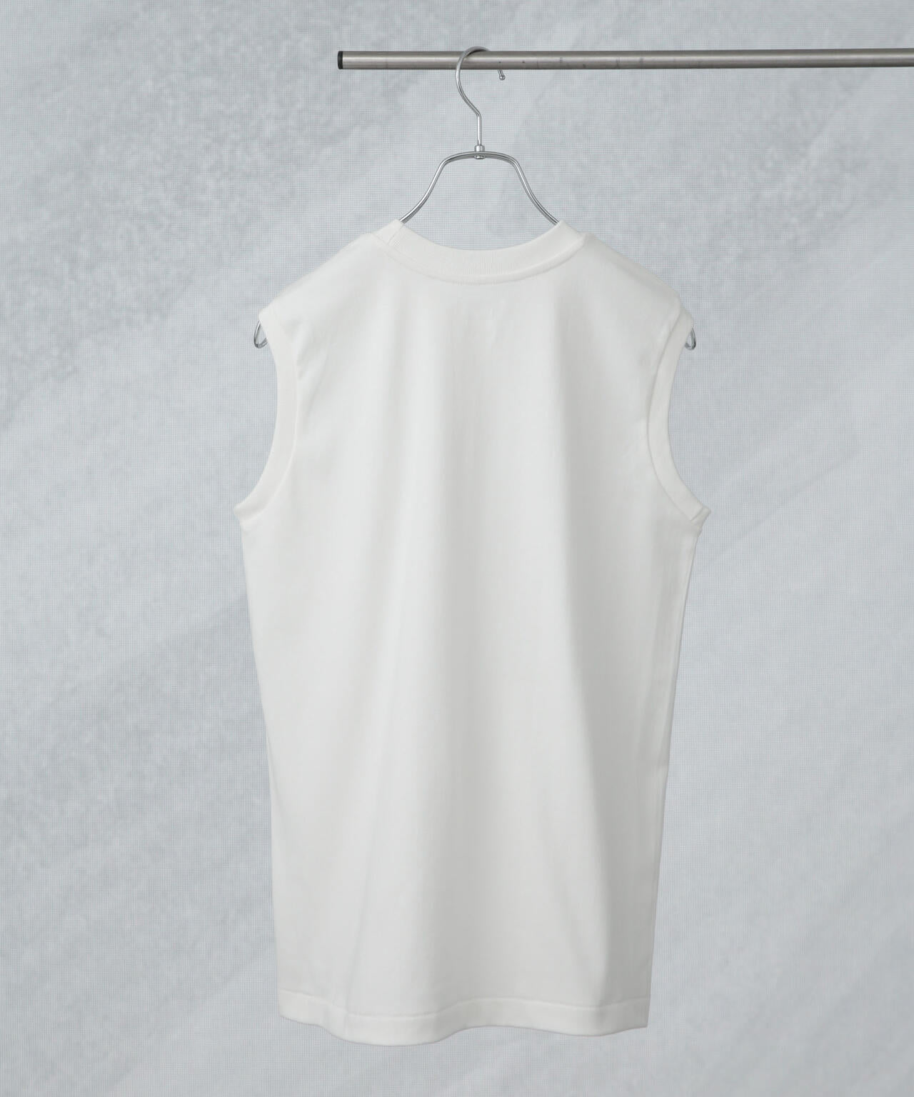 Hanes/1P T-SHIRTS SHIRO スリーブレスTシャツ 6715124011