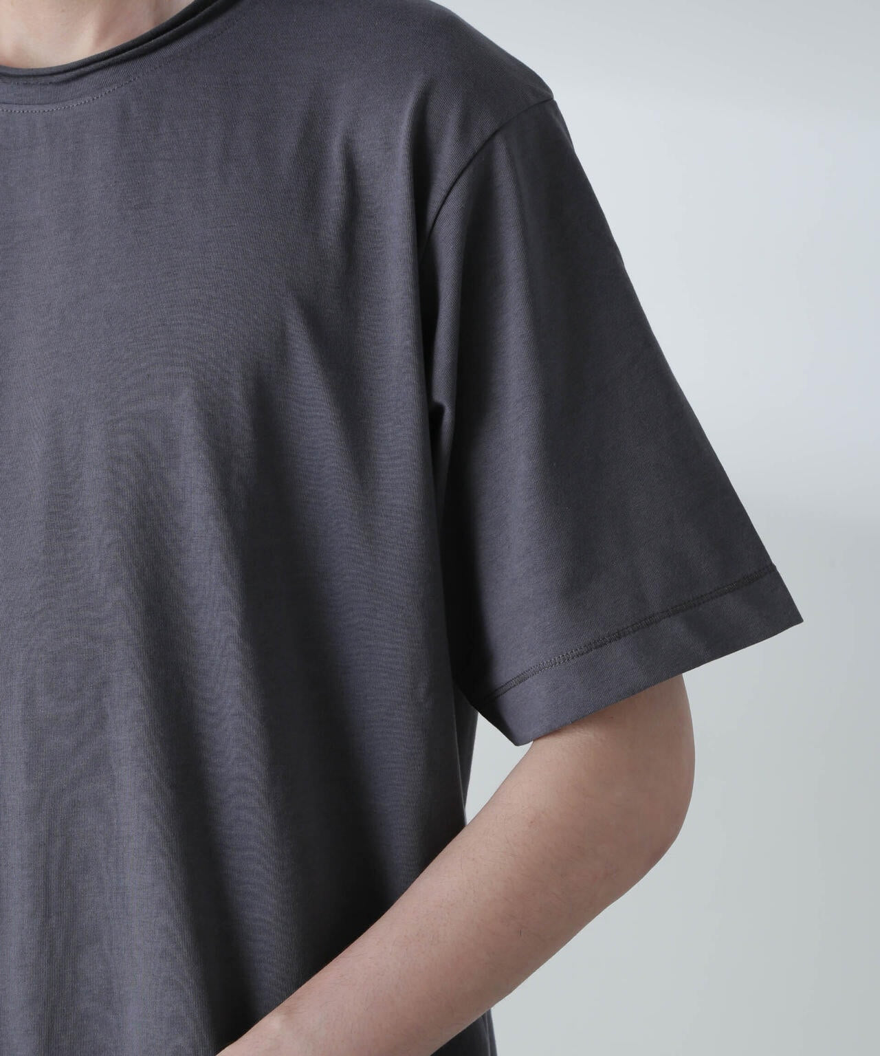 ダブルロールネック プレーティングTシャツ 6684124251