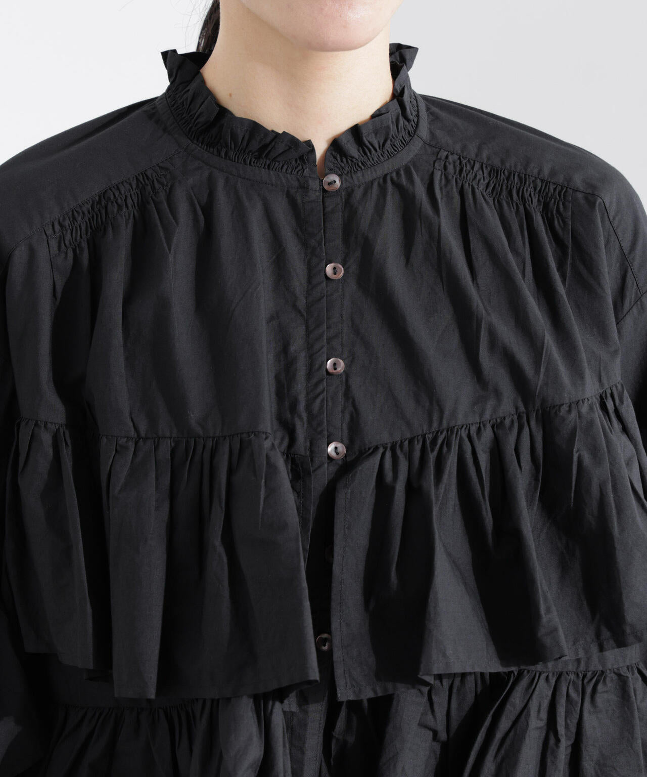 Sara mallika/COTTON VOLUMEFRILL SHORTBLOUSE 6715120034