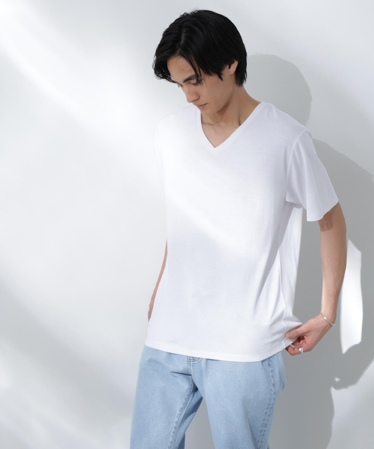 WEB限定/Anti Soaked(R) 汗染み防止 Vネック レギュラーシルエットTシャツ 6685124206