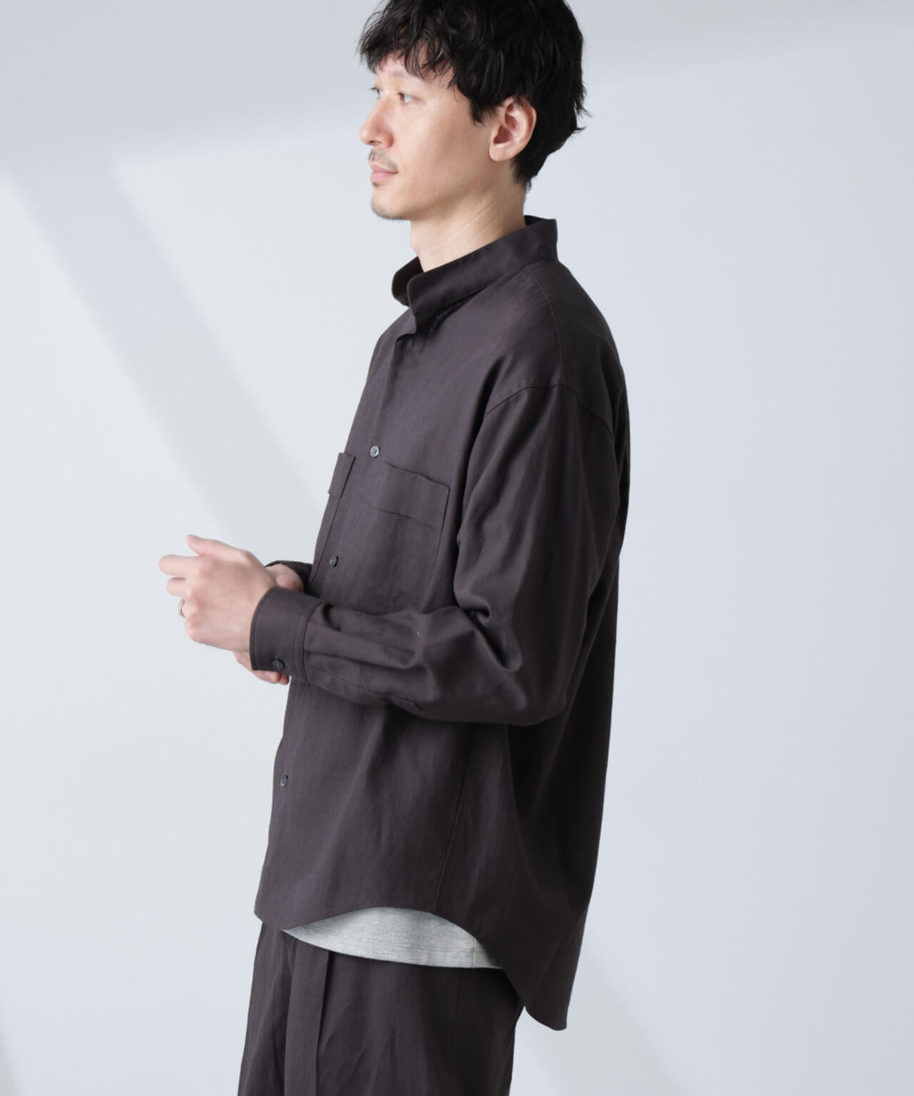 「BELGIUM LINEN FABRICS」リネンコットンスタンドカラーシャツ 6685120219