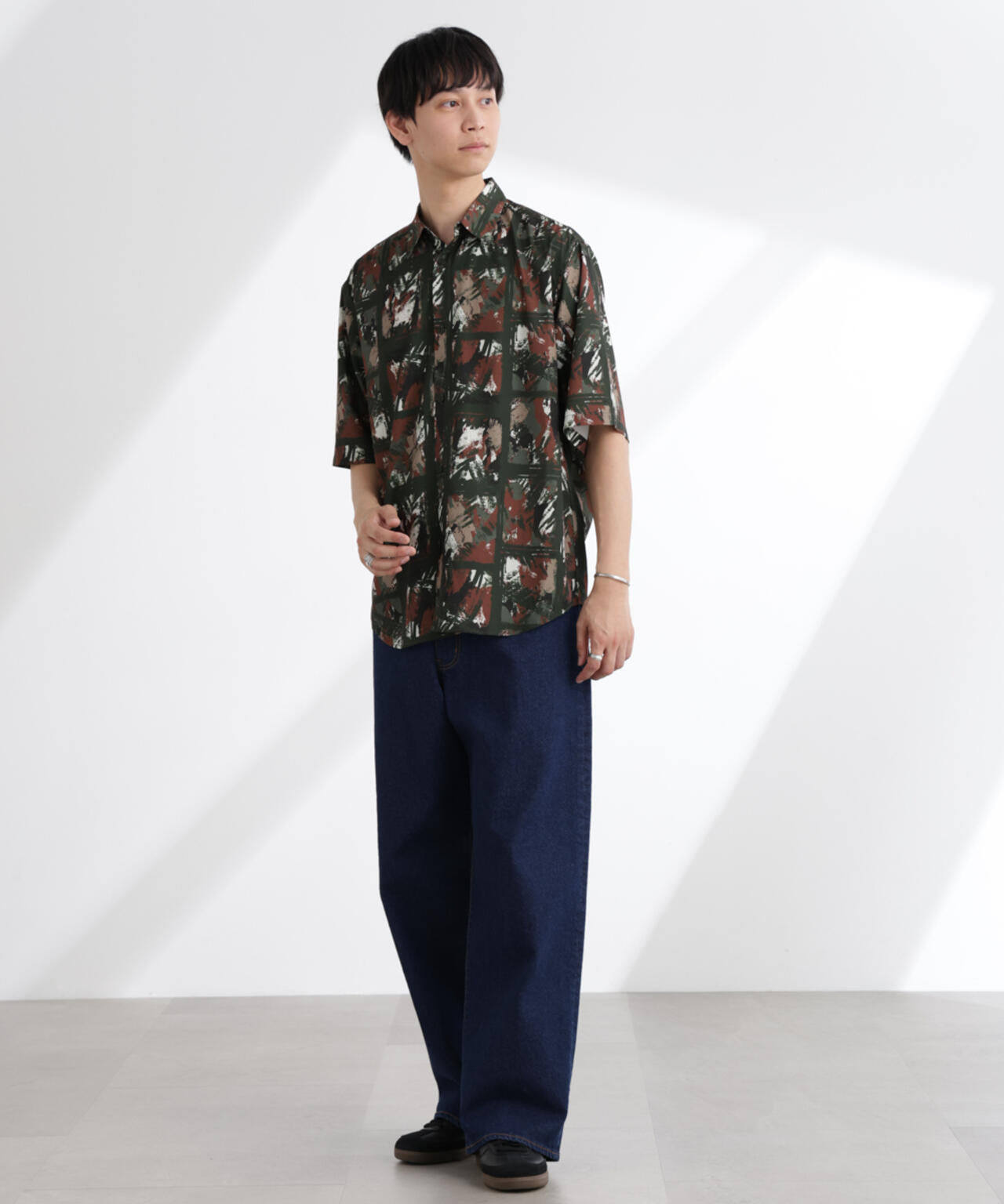 アート柄シャツ 半袖 6725121222