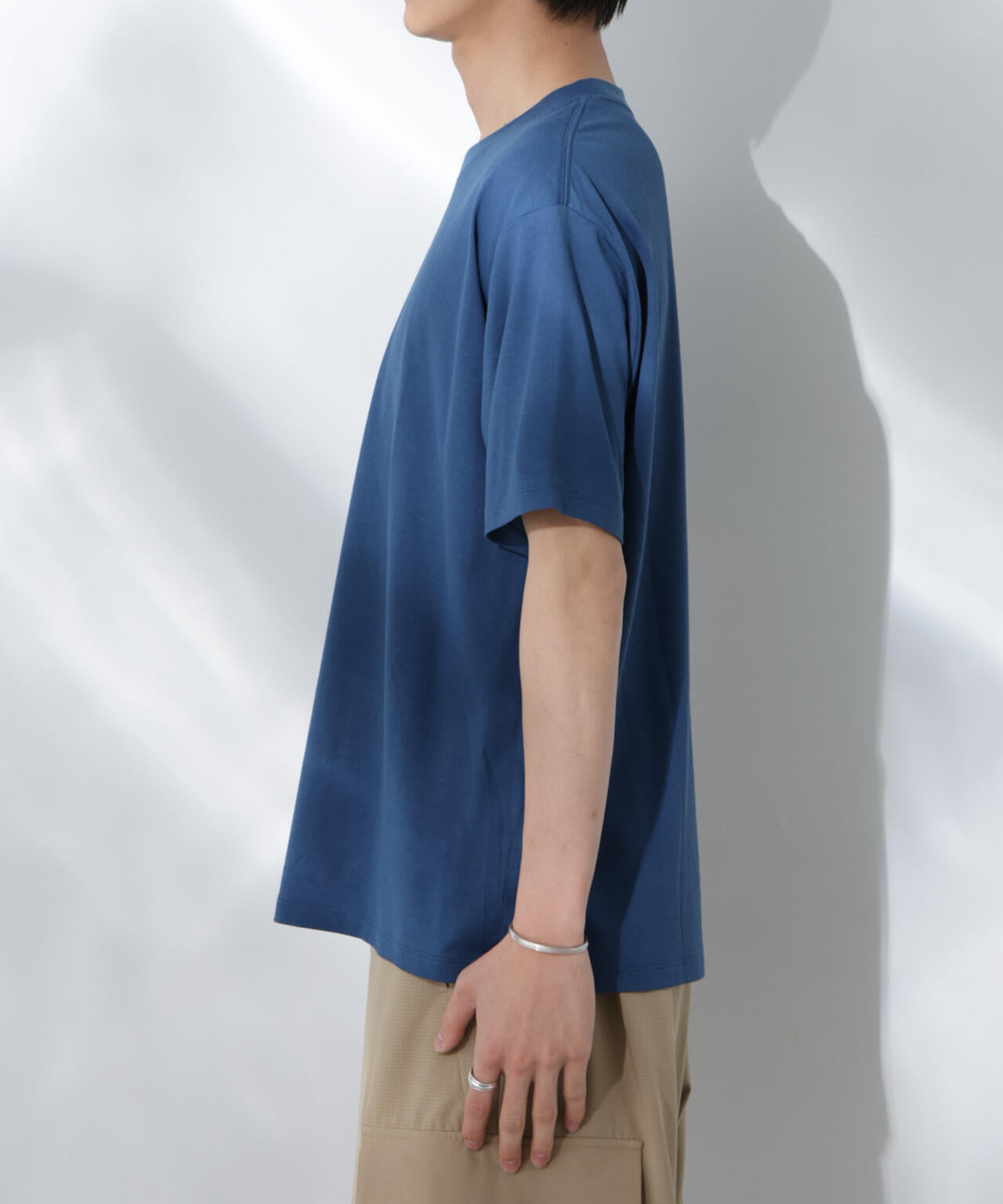 Anti Soaked(R)汗染み防止 De Light ミドルシルエットTシャツ 6685124211