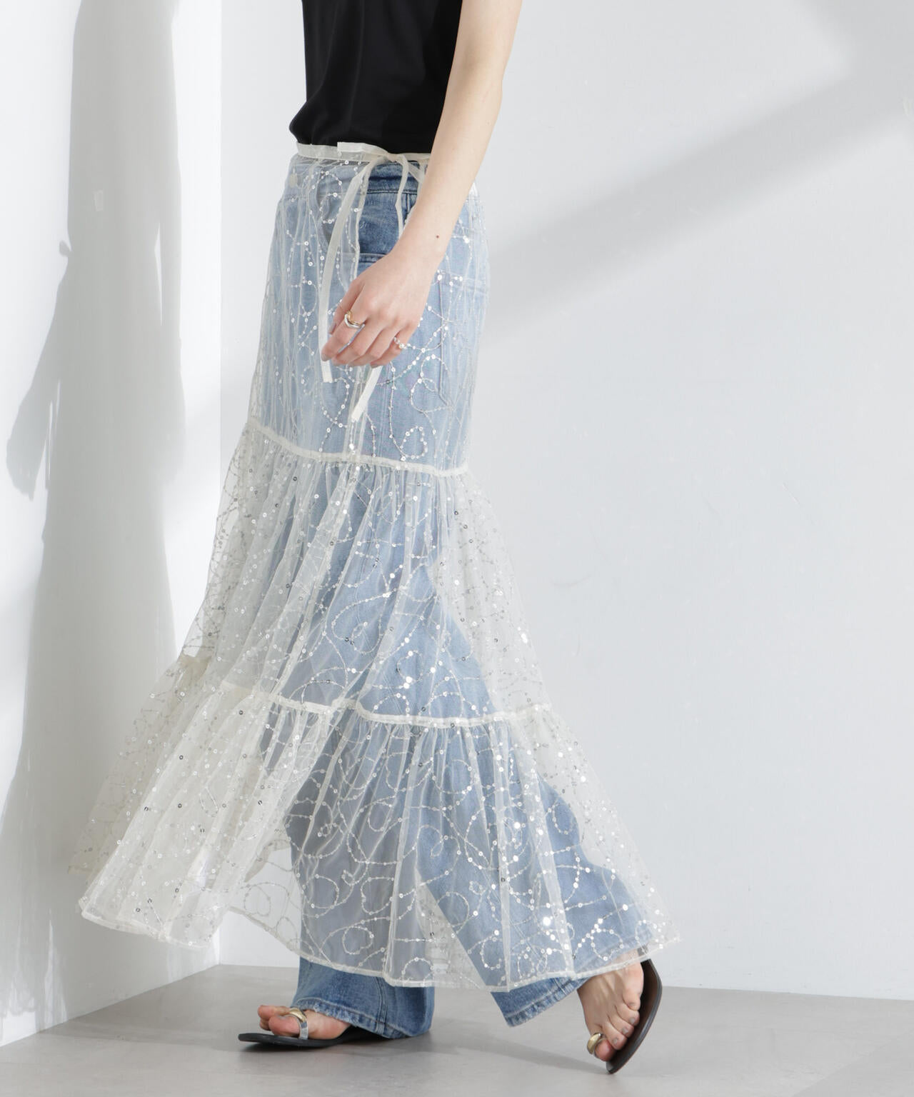 Sara mallika/SHINY SEQUIN EMBROIDERY SKIRT 6715130014