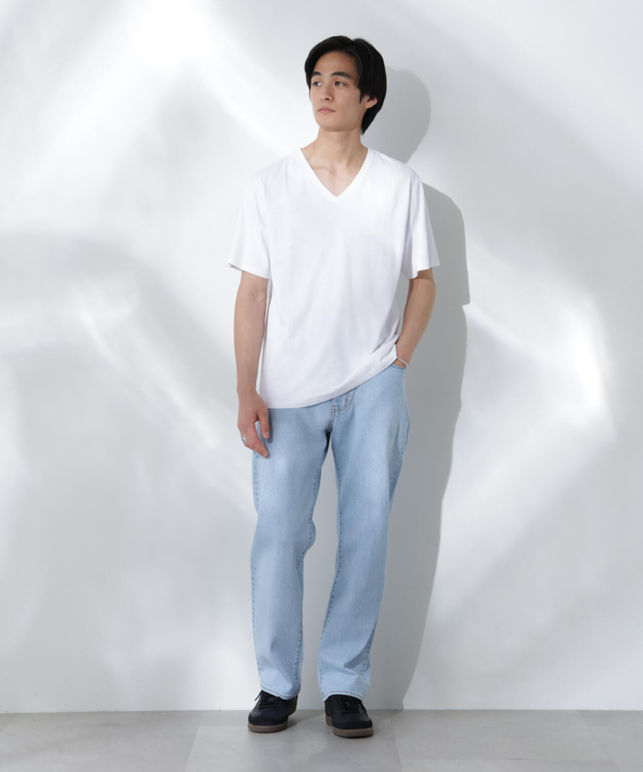 WEB限定/Anti Soaked(R) 汗染み防止 Vネック レギュラーシルエットTシャツ 6685124206