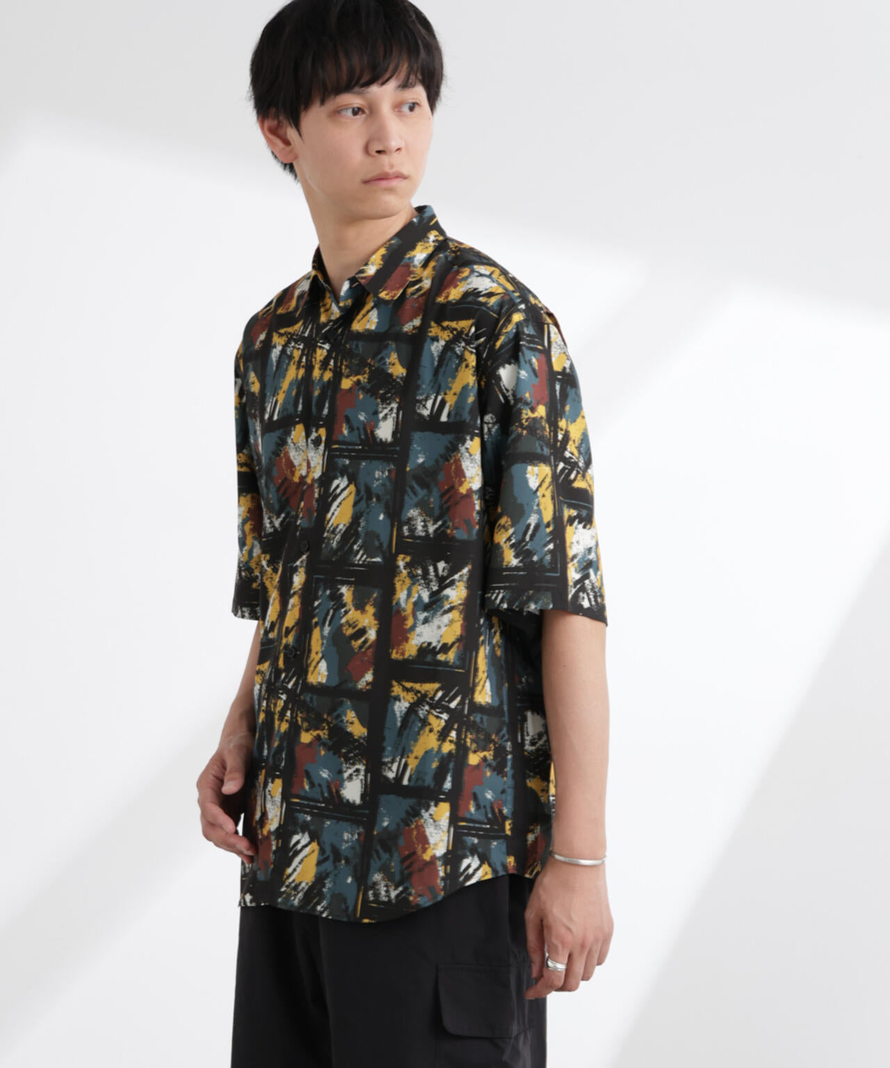 アート柄シャツ 半袖 6725121222