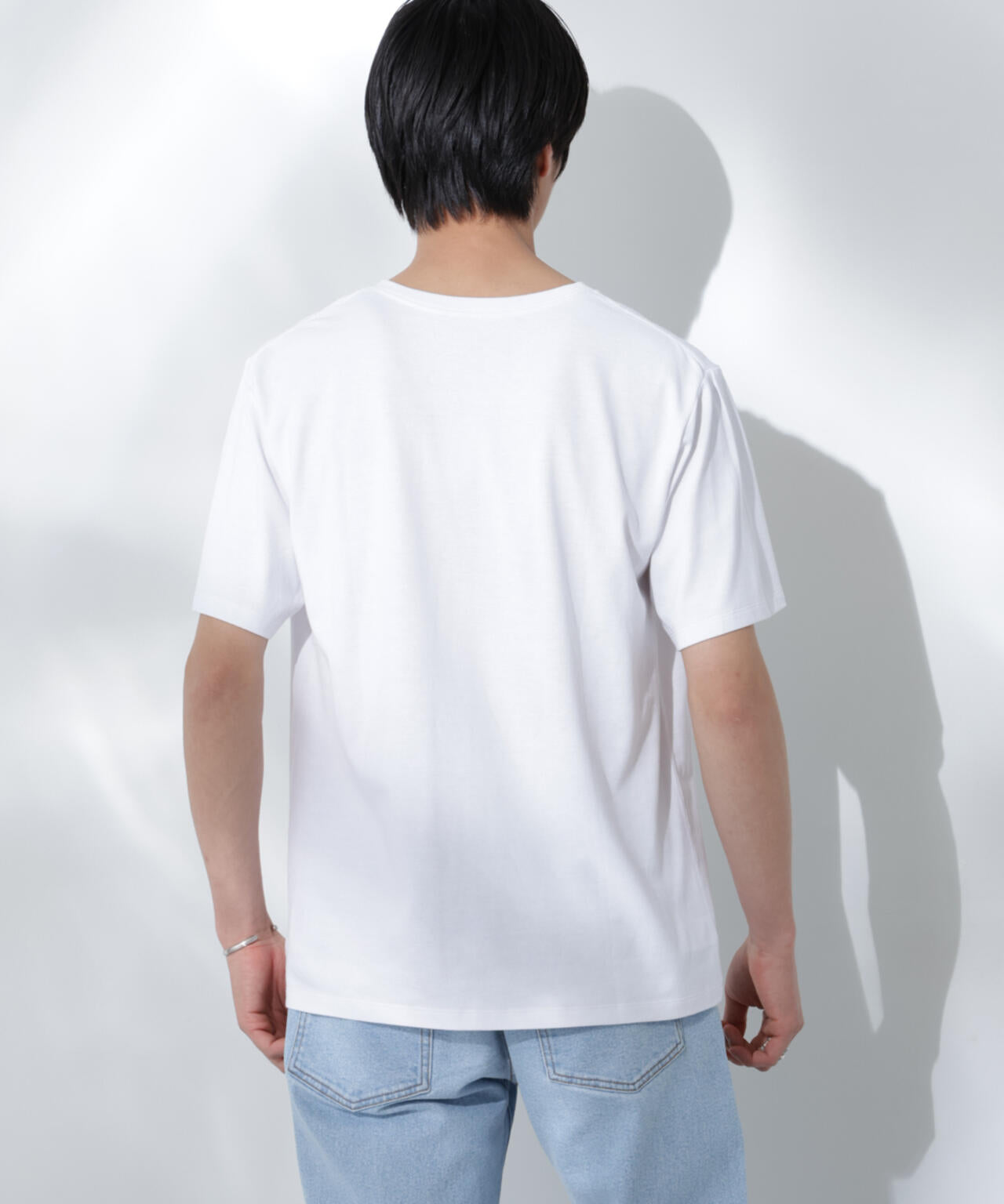 WEB限定/Anti Soaked(R) 汗染み防止 Vネック レギュラーシルエットTシャツ 6685124206
