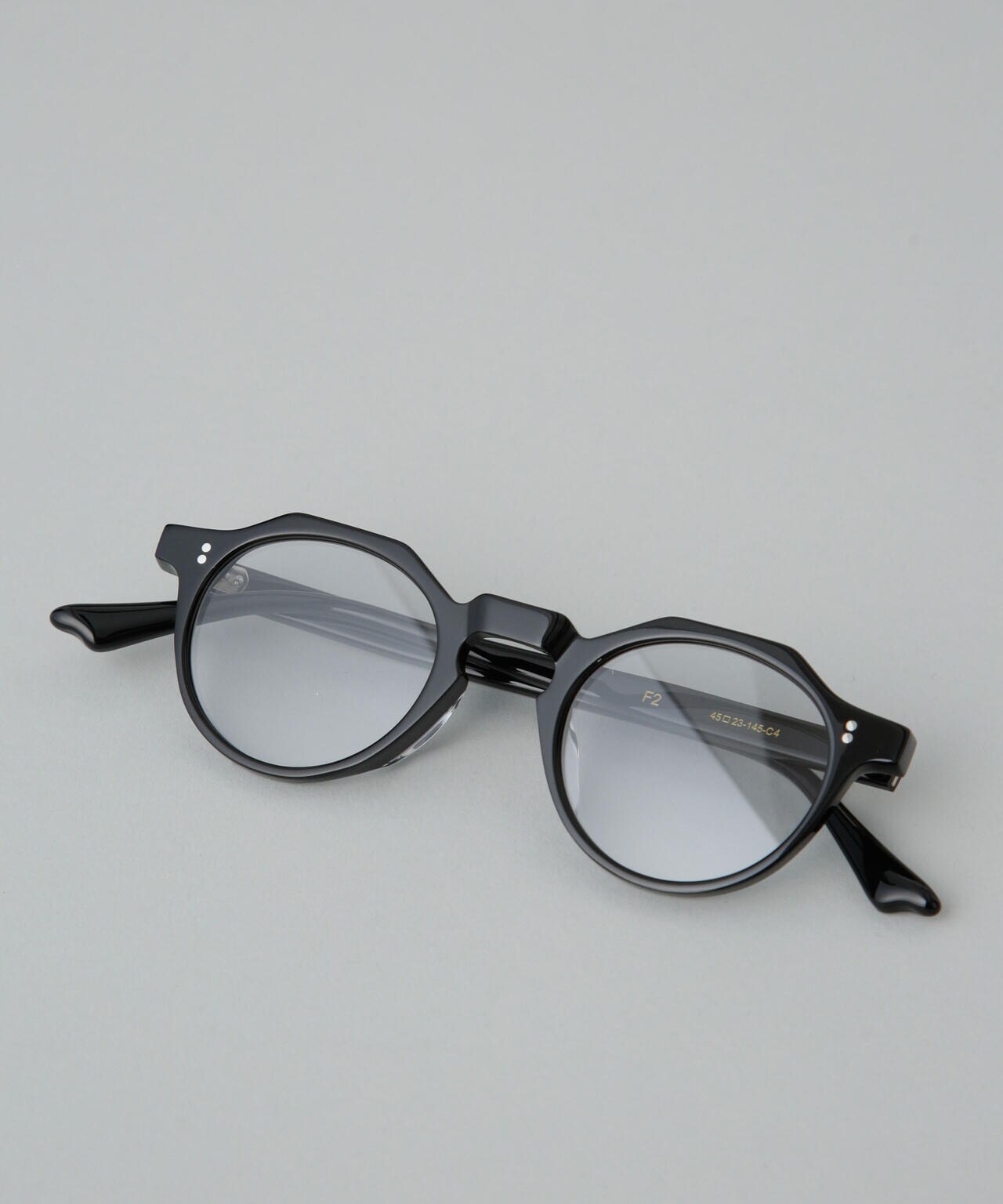 NEW.(Few.)/F2 6704140010