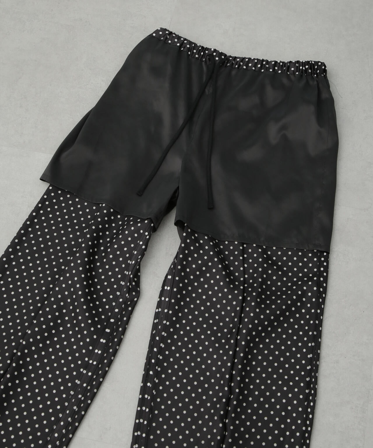 RhodolirioN/Pin Tuck Flare Pants Dots 6715127037
