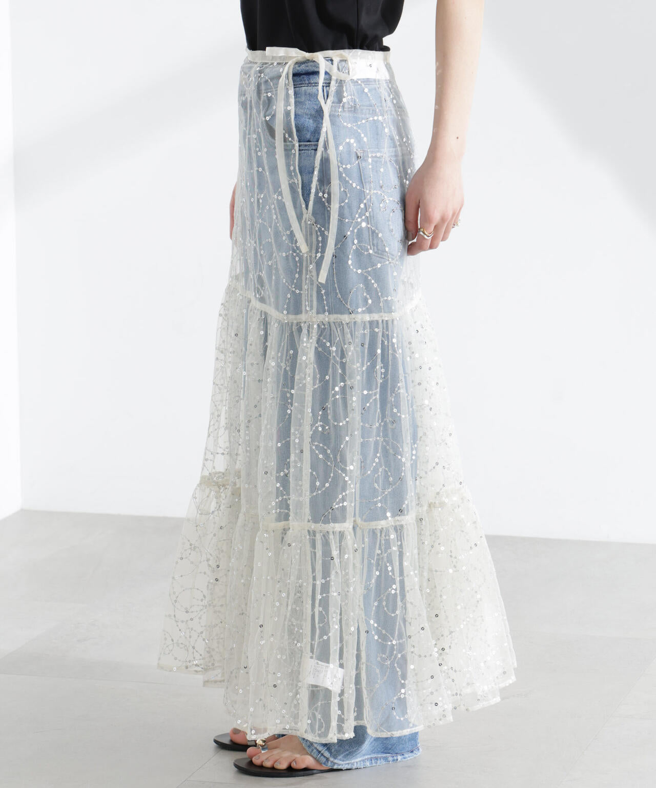 Sara mallika/SHINY SEQUIN EMBROIDERY SKIRT 6715130014