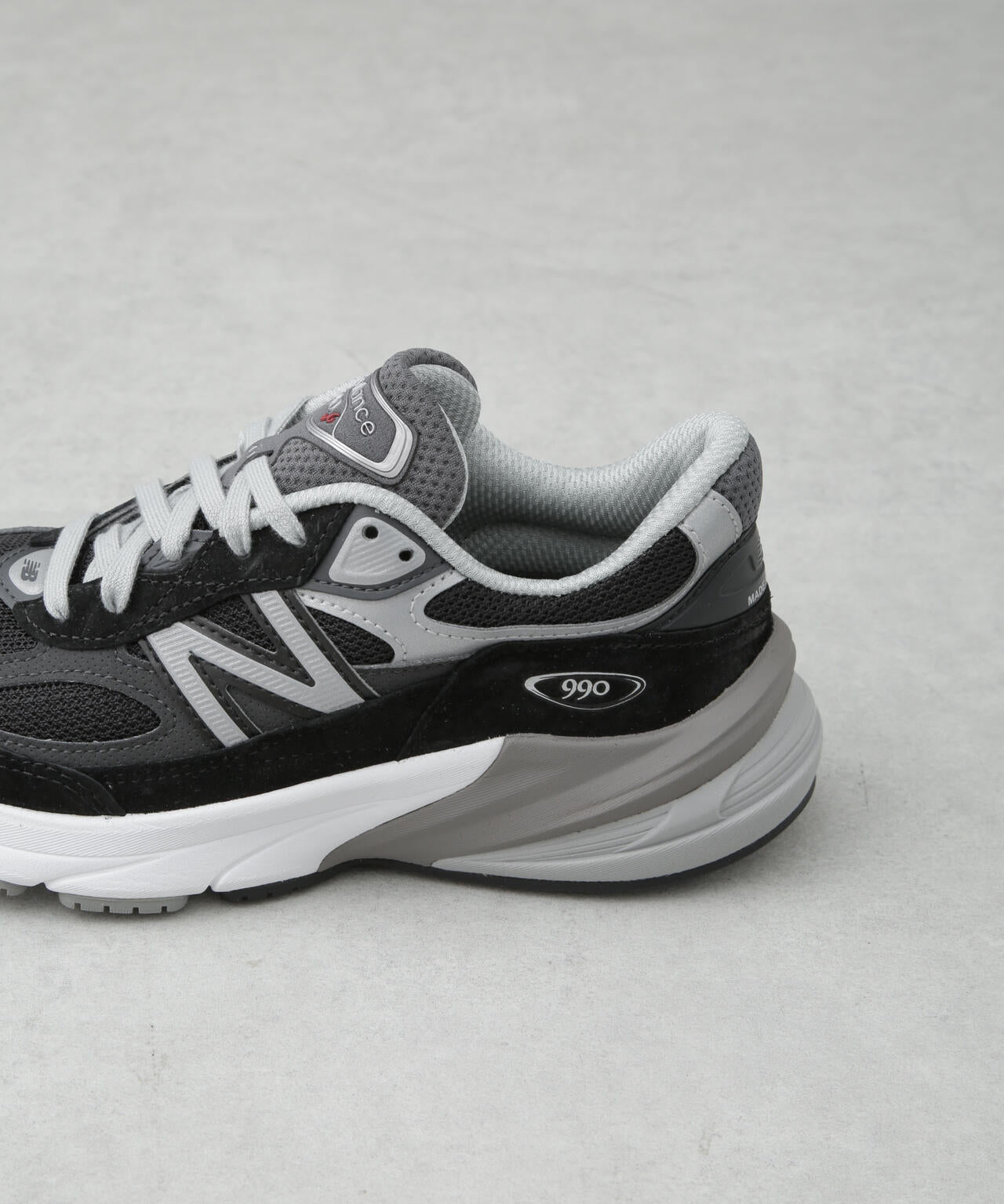 new balance/W990v6 6715134009