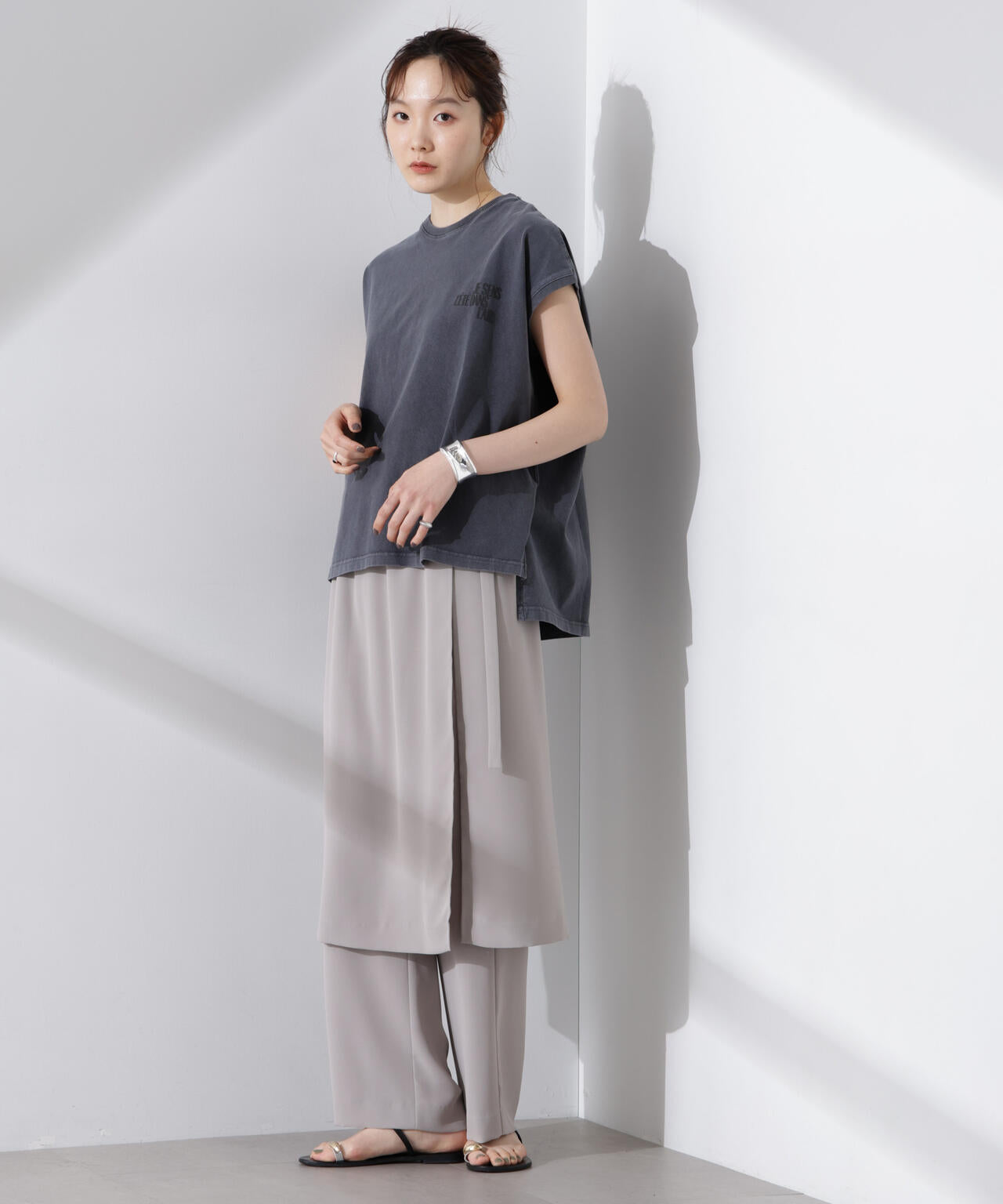 upper hights/BIG NO SLEEVE TEE 6715124023