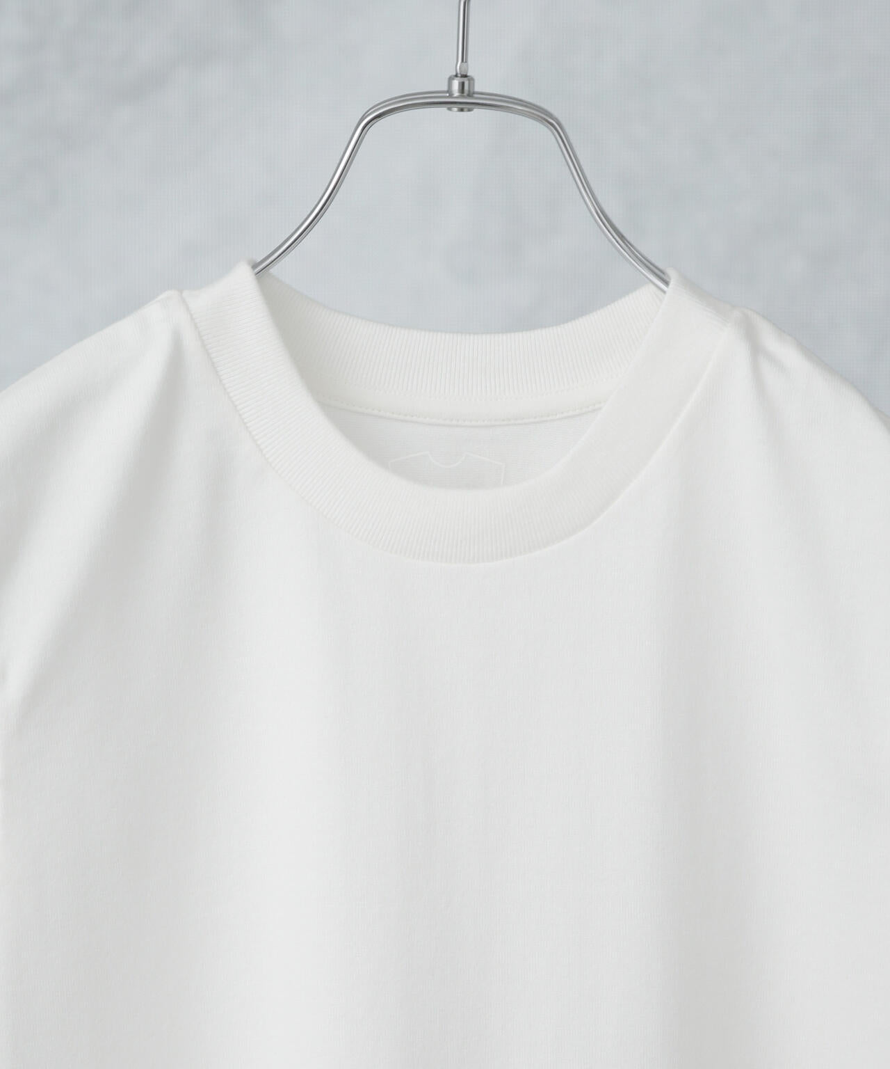 Hanes/1P T-SHIRTS SHIRO スリーブレスTシャツ 6715124011