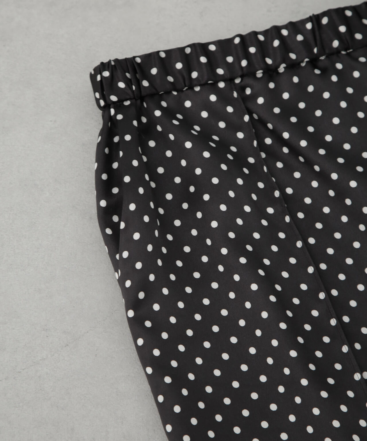 RhodolirioN/Pin Tuck Flare Pants Dots 6715127037
