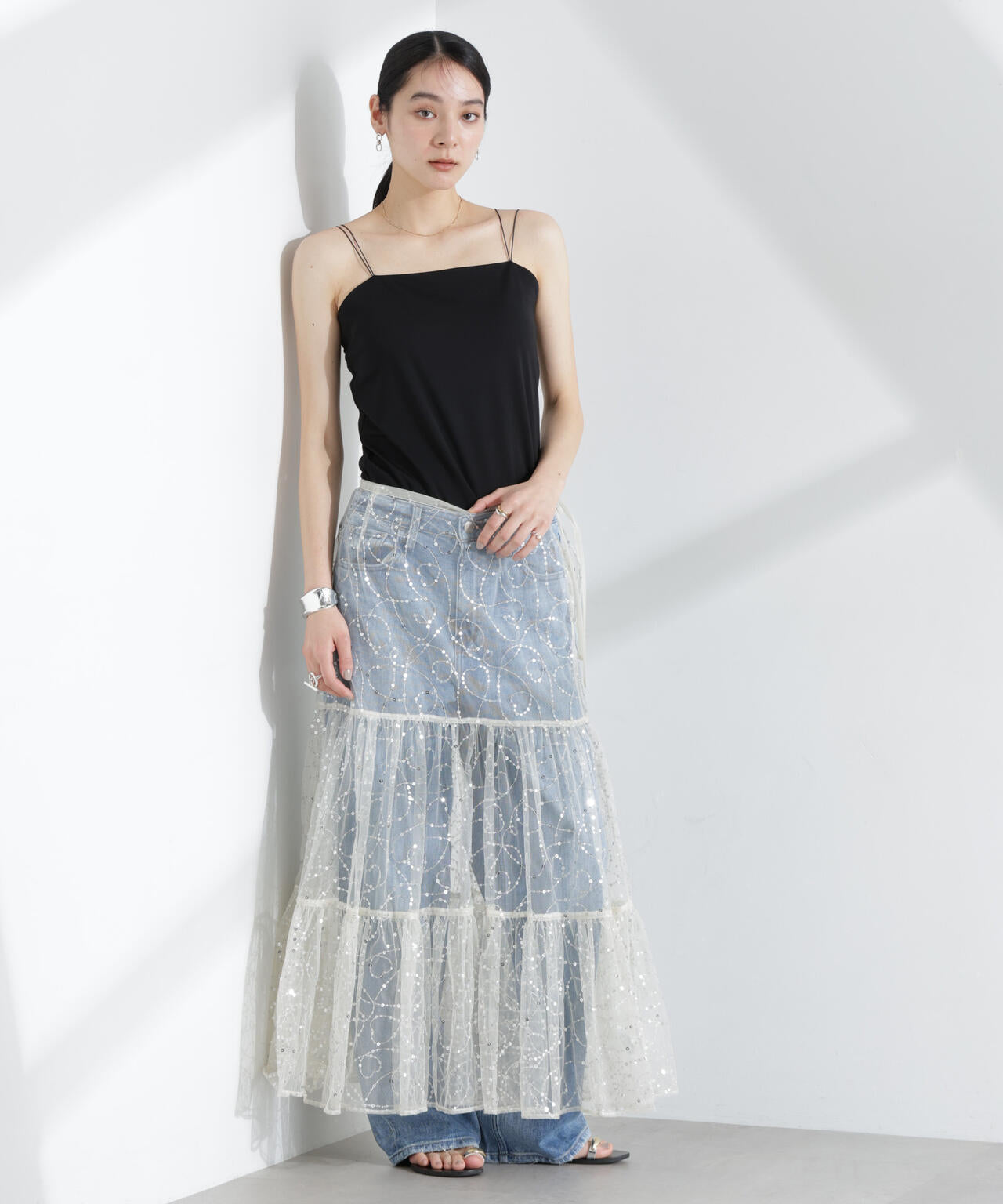 Sara mallika/SHINY SEQUIN EMBROIDERY SKIRT 6715130014