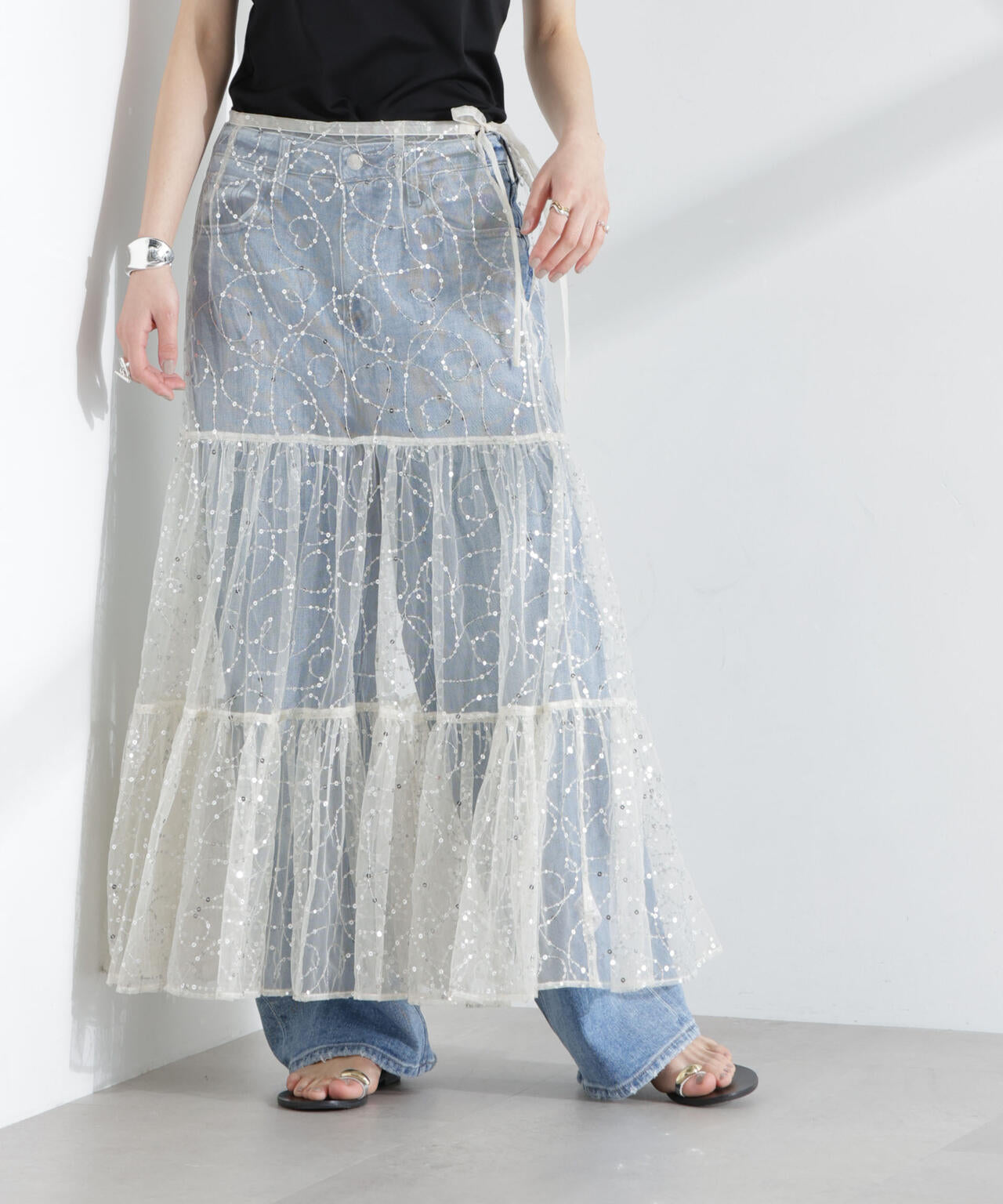 Sara mallika/SHINY SEQUIN EMBROIDERY SKIRT 6715130014