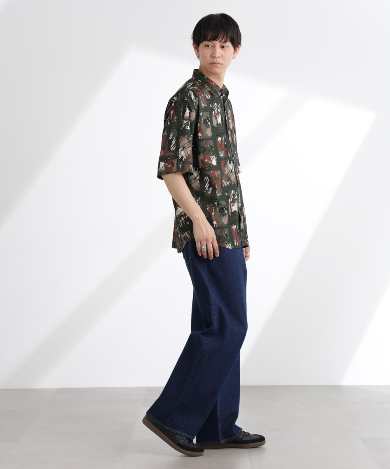 アート柄シャツ 半袖 6725121222