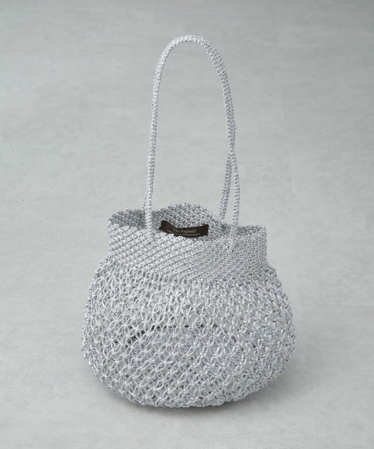 The Bagmati/メタリック マクラメバッグ 6715132058