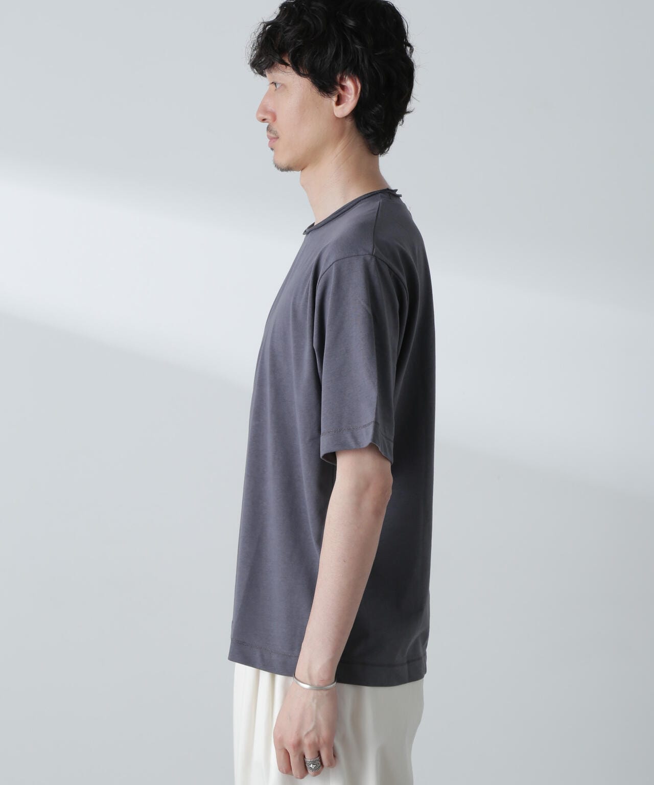 ダブルロールネック プレーティングTシャツ 6684124251