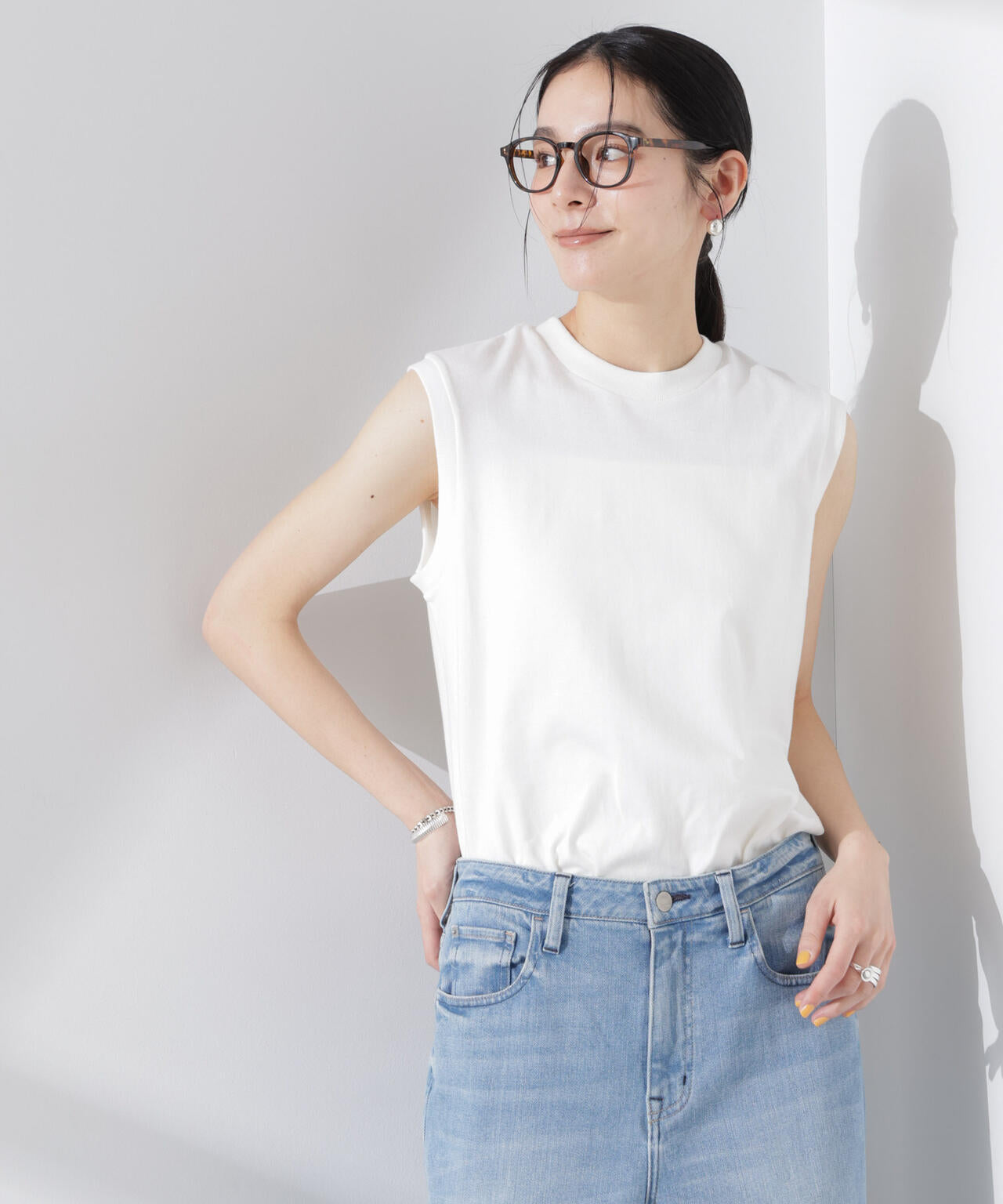 Hanes/1P T-SHIRTS SHIRO スリーブレスTシャツ 6715124011