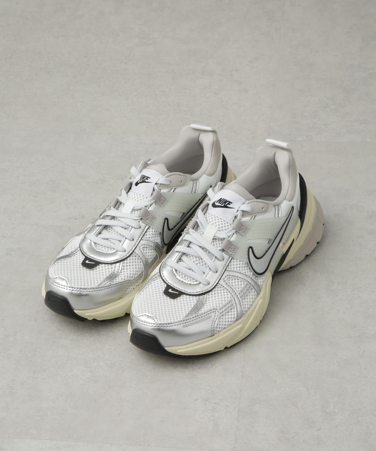 NIKE/ナイキ ウイメンズ V2K ラン 6715134024