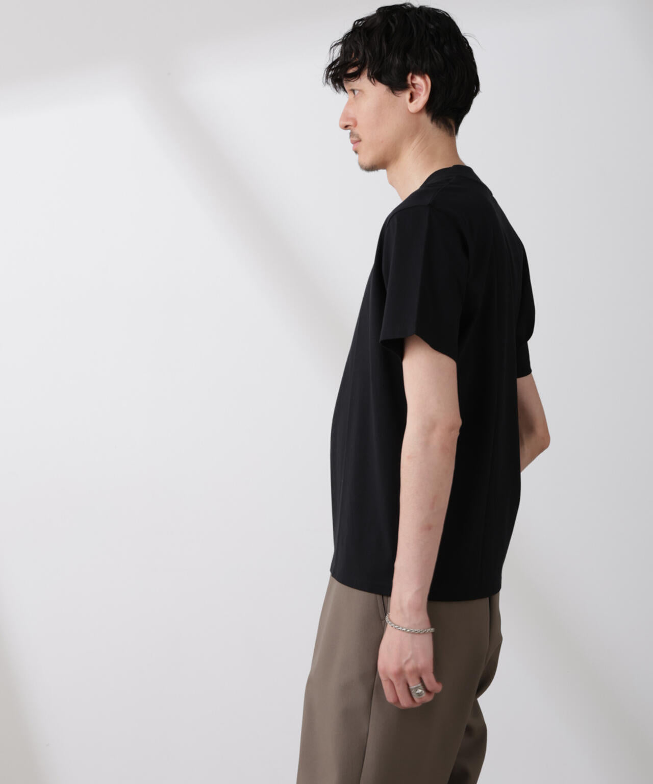 WEB限定/ジャケT(R) Vネック 半袖 6685124229