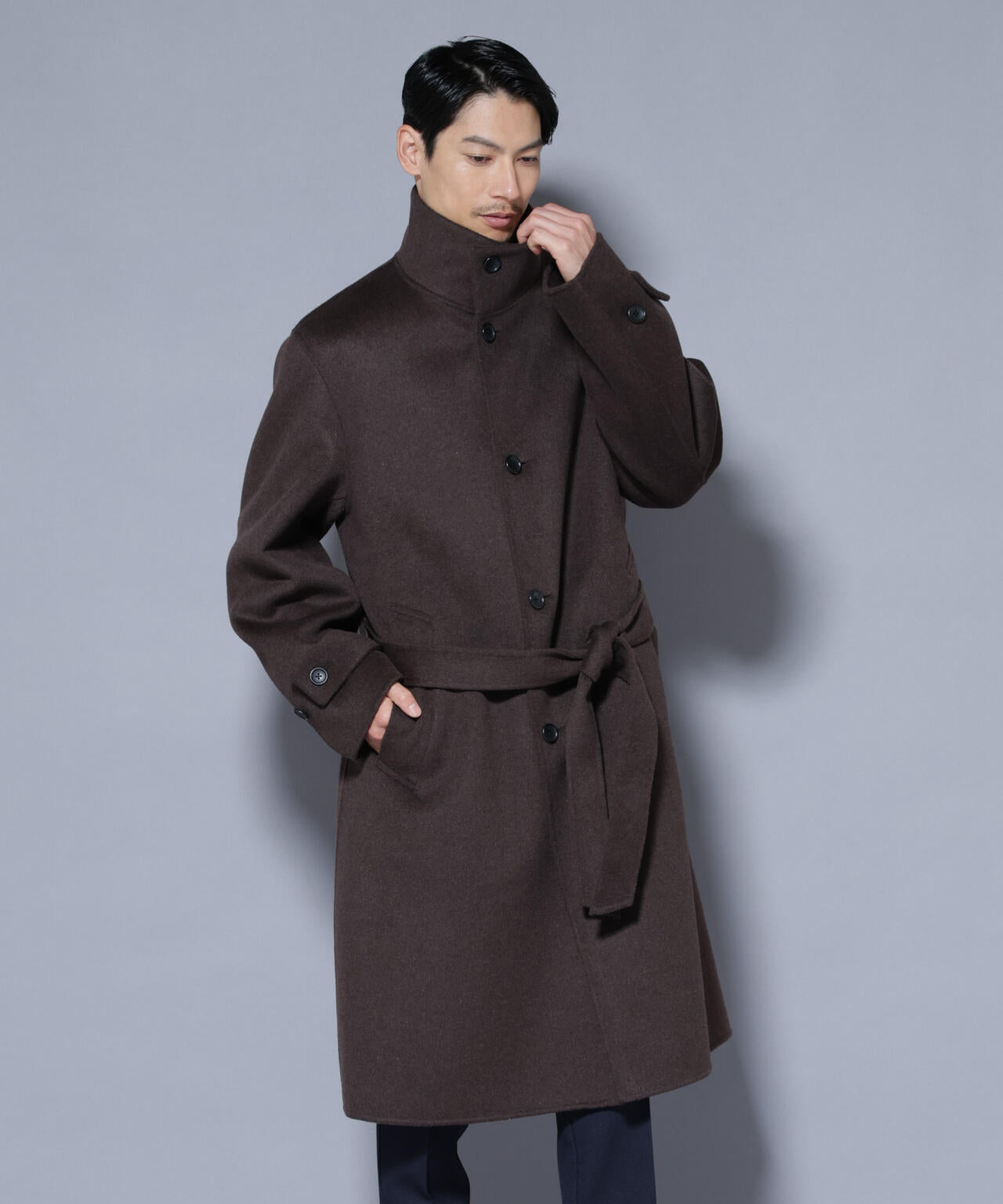 ウールリバースタンドベルテッドコート 6685211202