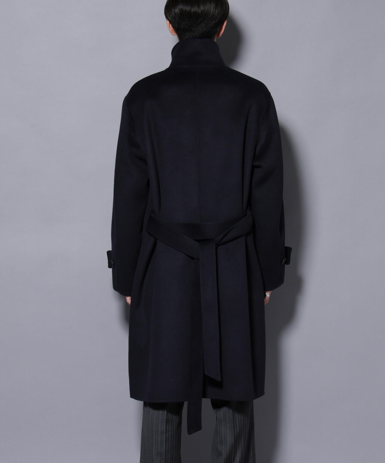 ウールリバースタンドベルテッドコート 6685211202