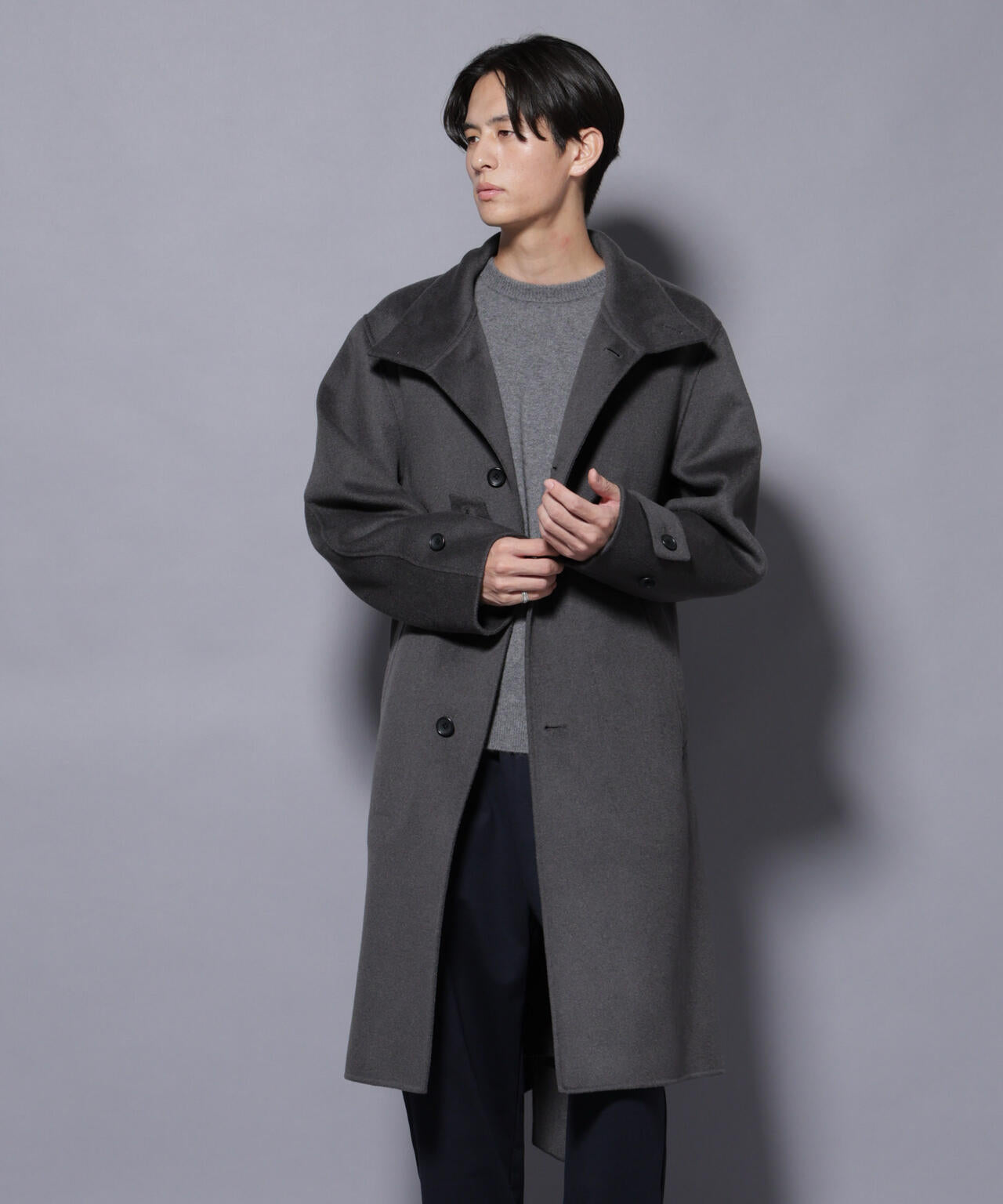 ウールリバースタンドベルテッドコート 6685211202