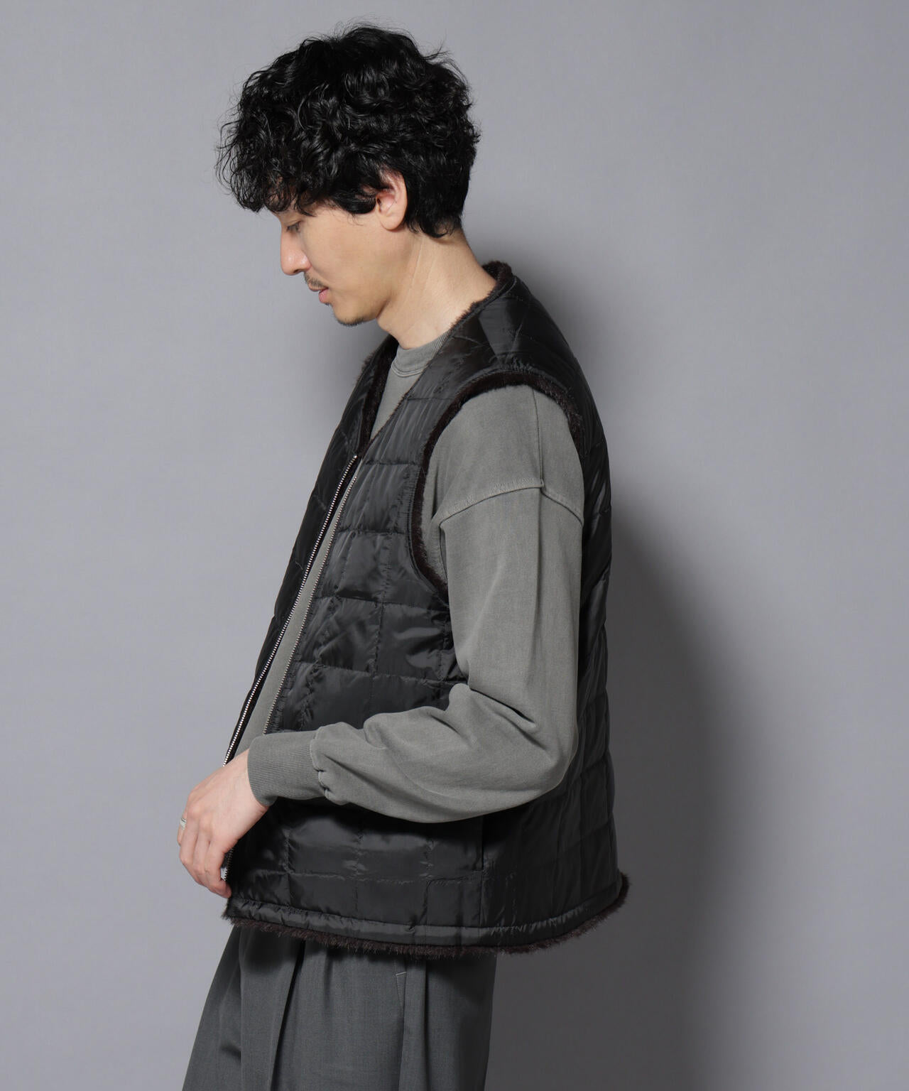 ｢西川ダウン(R)｣ FUSIONSYSTEMフェイクファーベスト 6685214208