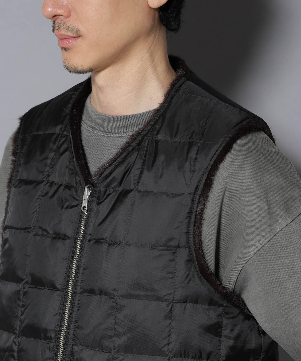 ｢西川ダウン(R)｣ FUSIONSYSTEMフェイクファーベスト 6685214208