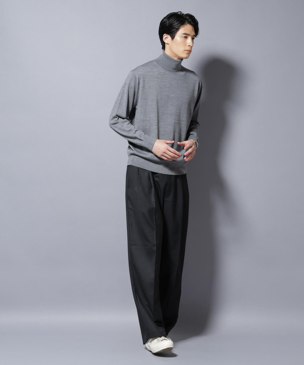 「毛玉レスニット」ファインゲージタートルネック 6685222204