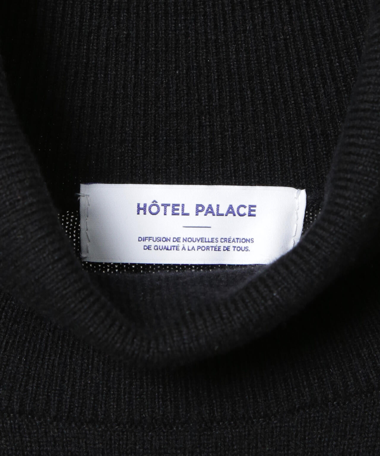 ｢HOTEL PALACE｣ ショルダーデザインステッチタートルネックニット 6685222213