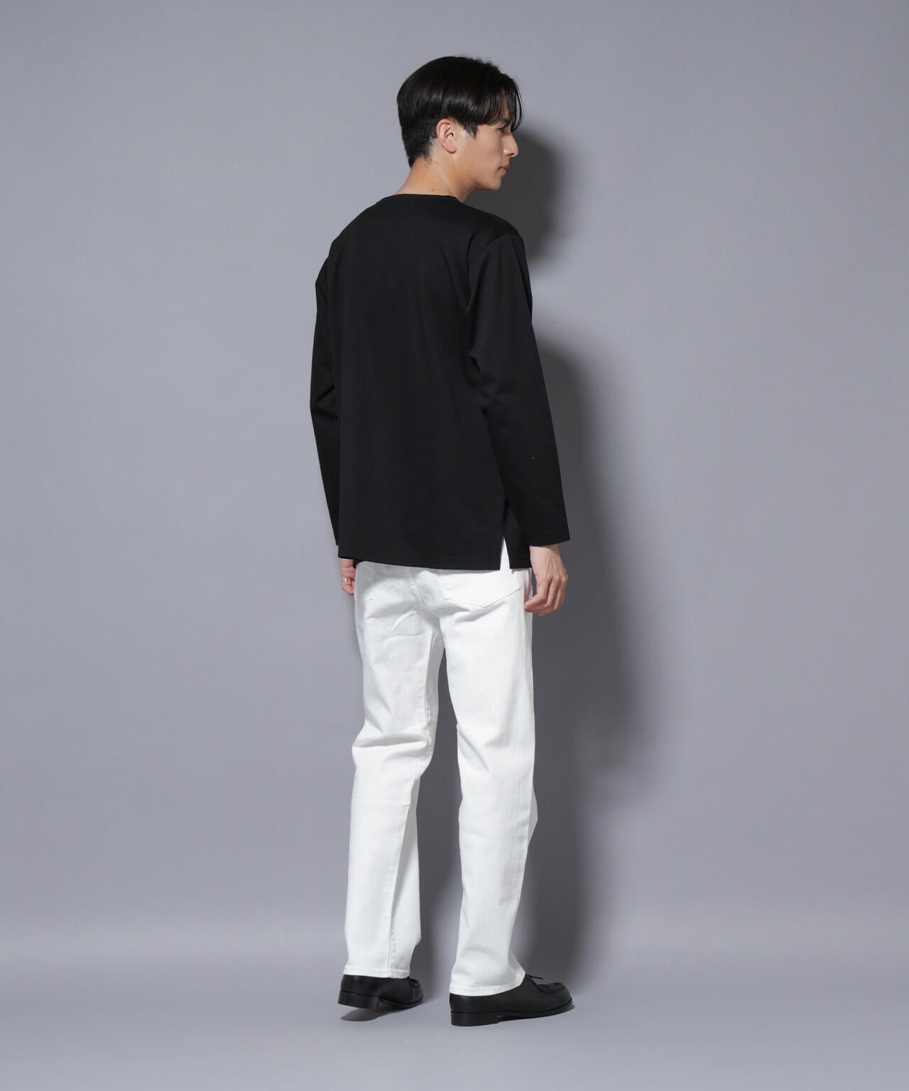 ｢NJ/CLUB｣モクロディ ボートネック サイドスリットTシャツ 6685223214