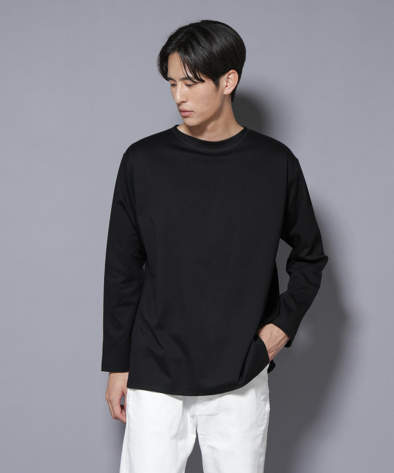 ｢NJ/CLUB｣モクロディ ボートネック サイドスリットTシャツ 6685223214
