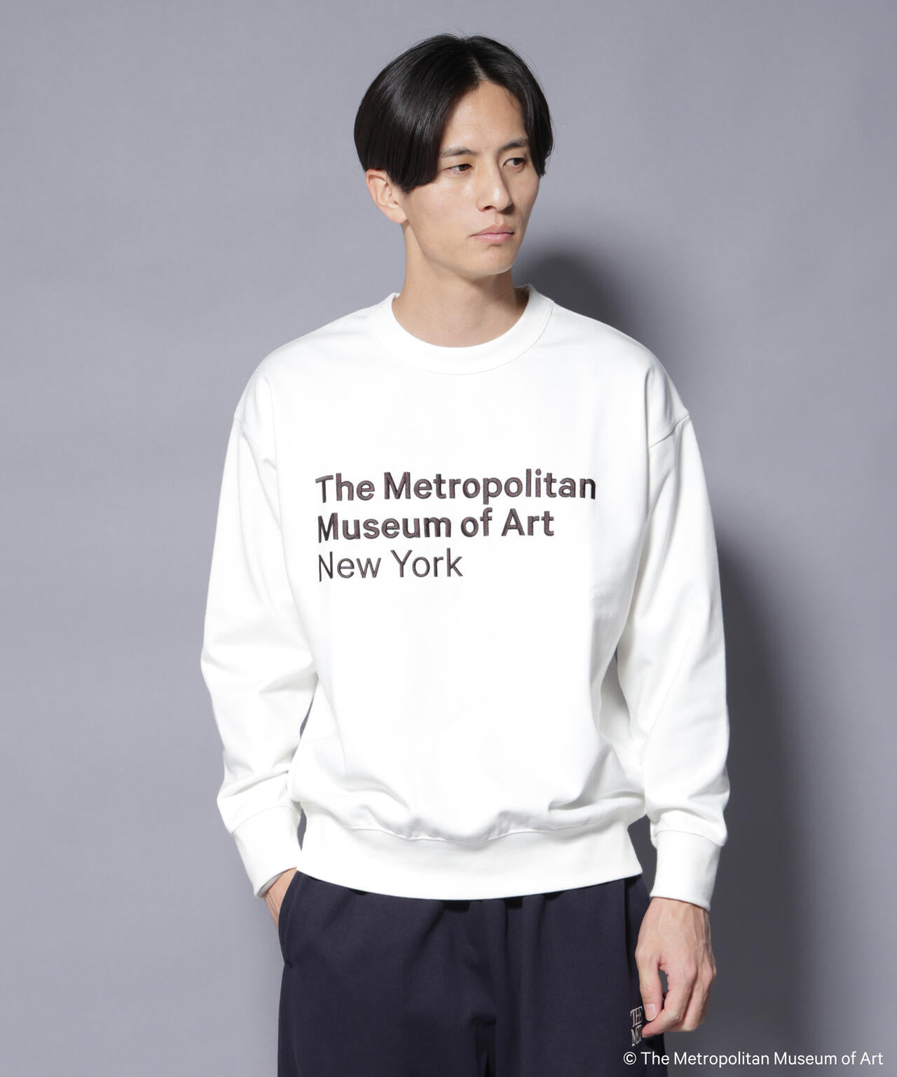 「The Met」 リーガルネーム刺繍 スウェット 6685223244