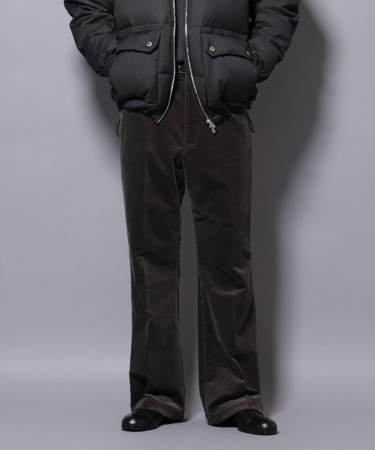 AIRコーデュロイ ライトフレアパンツ/STRETCH（セットアップ可） 6685227226