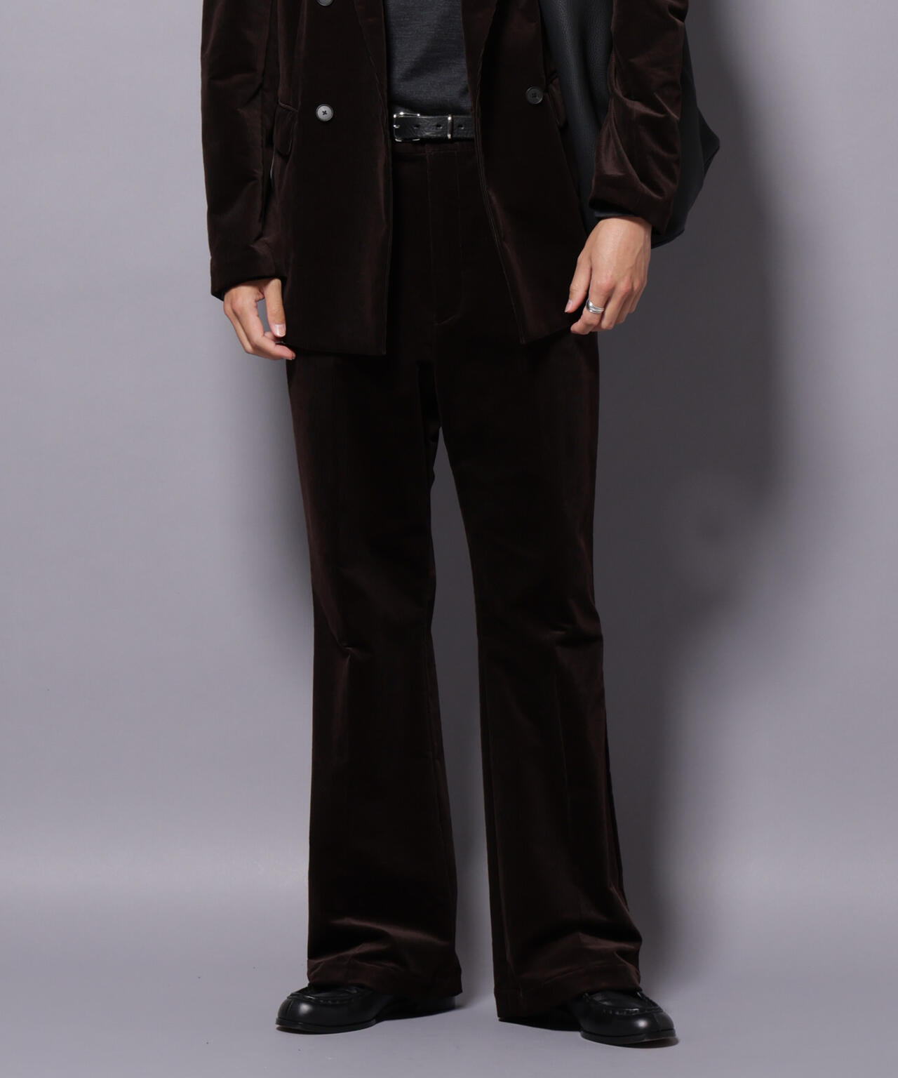 AIRコーデュロイ ライトフレアパンツ/STRETCH（セットアップ可）