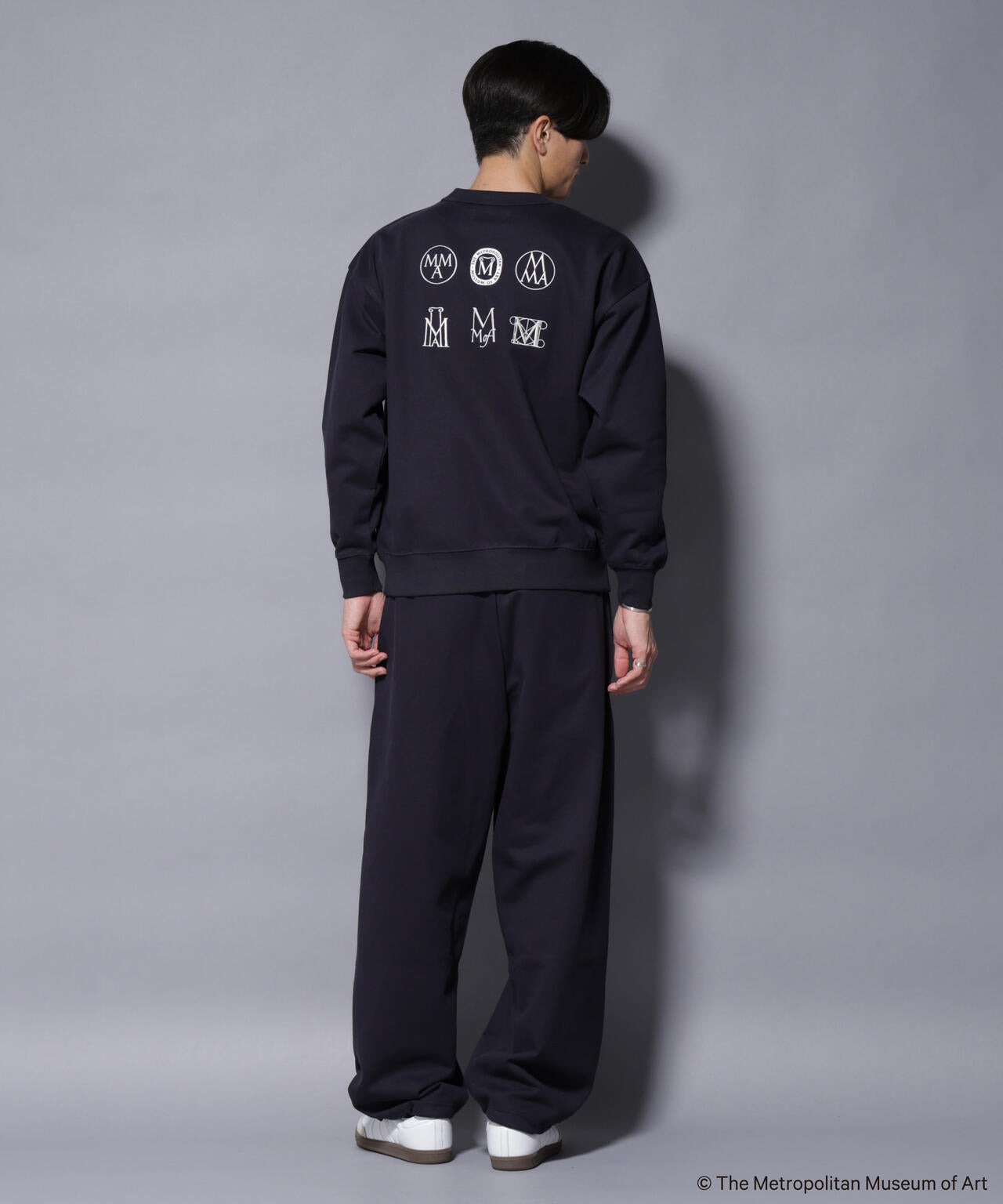 「The Met」ロゴ刺繍 2WAYワイドスウェットパンツ（セットアップ可） 6685227229
