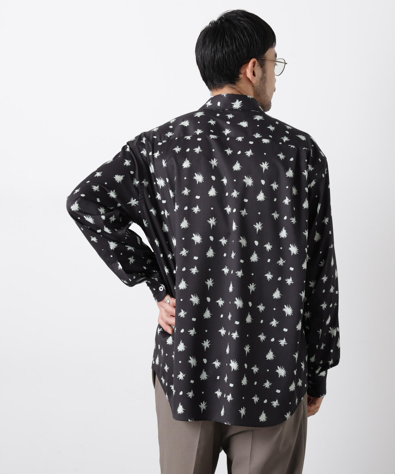 「EDITRIAL PRINT」アートフラワーシャツ 6686120215