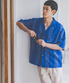 ブルー