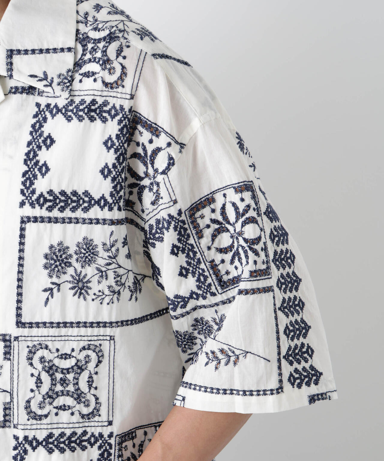 ｢OtoNANO｣×masoret アイレット刺繍シャツ 6686121224