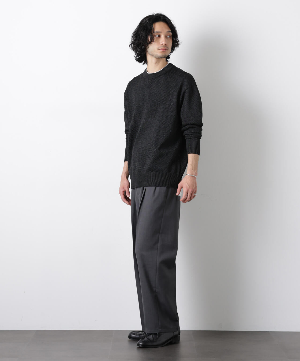 ギマクルーネックプルオーバー 6686122203