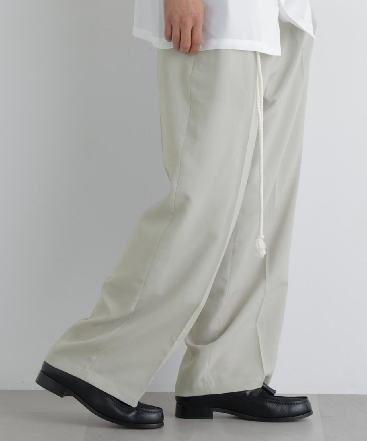 180cm　B:89 W:70 H:91 着用サイズ：L