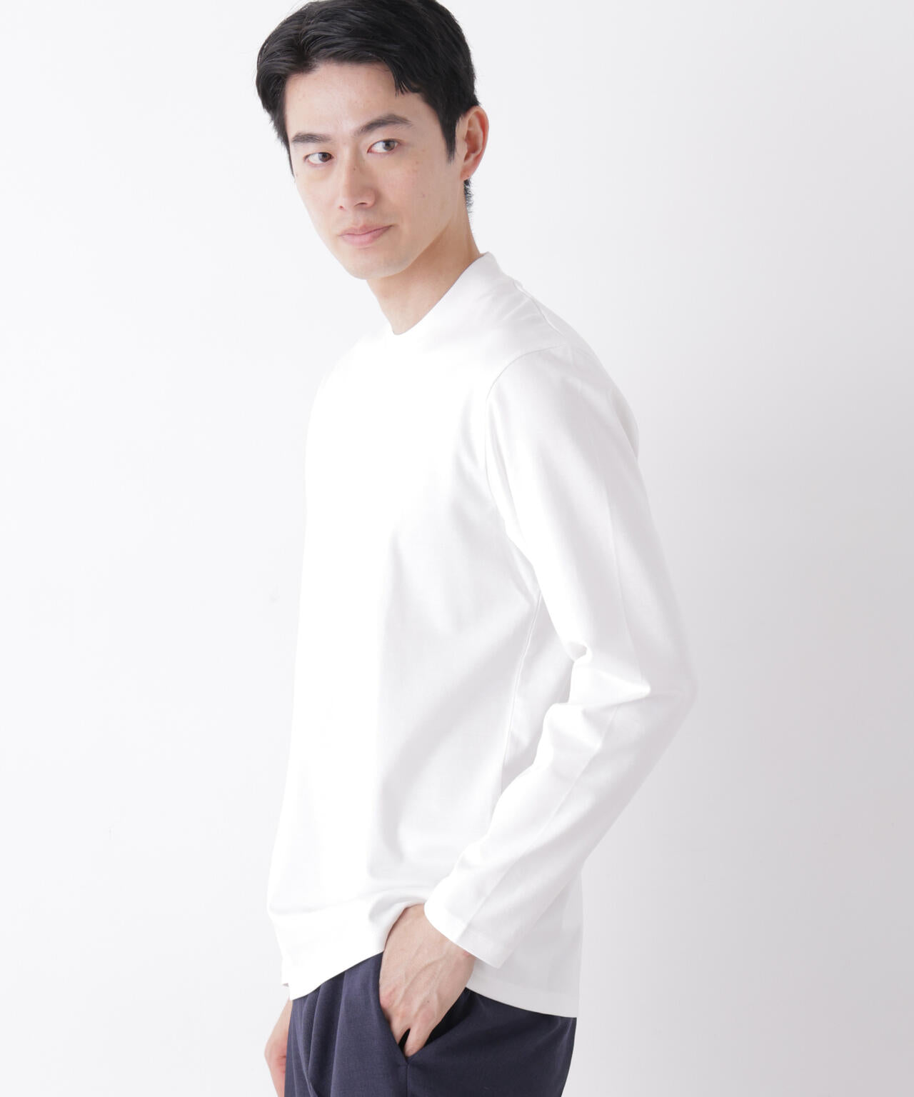 185cm B:92 W:77 H:90 着用サイズ：L
