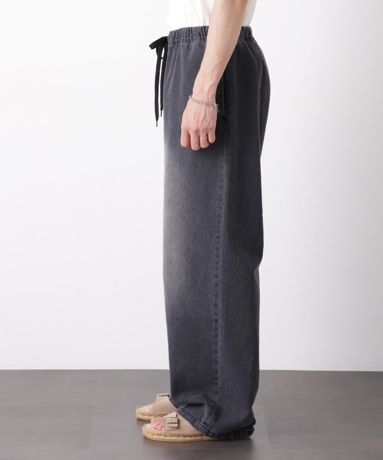 COOLLY DENIM ワイドイージーパンツ（接触冷感） 6686227205