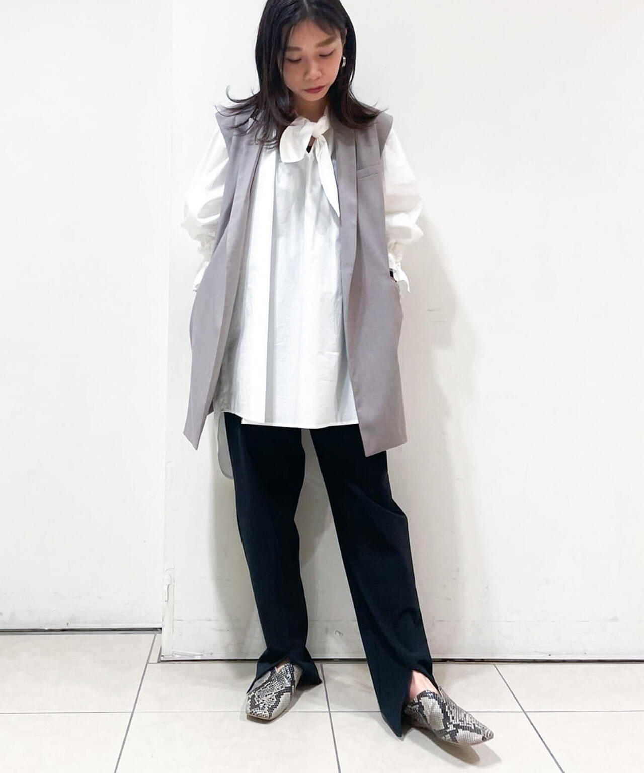LB.03/センタープレスフロントスリットパンツ 6692127329