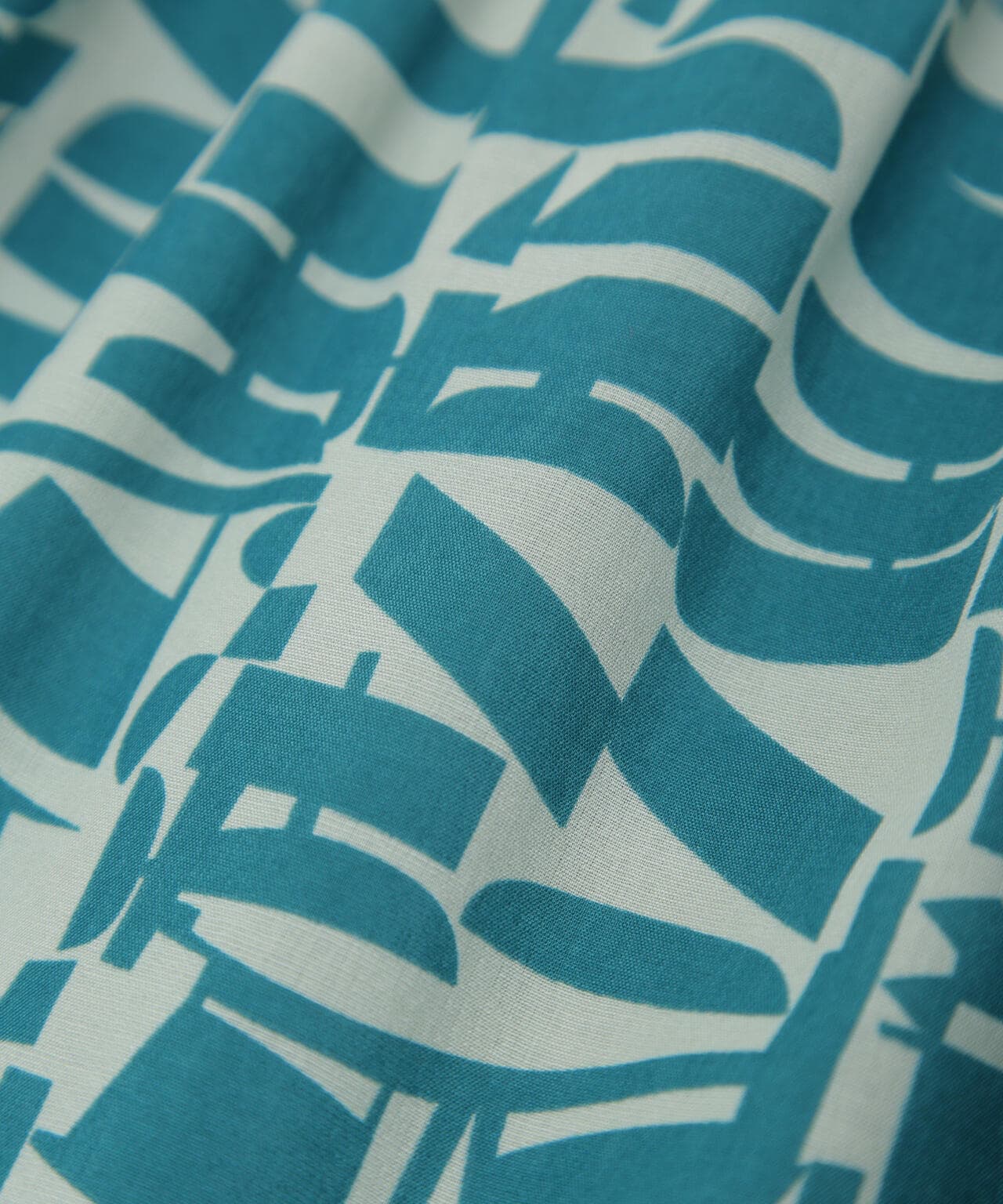 LB.03/幾何学柄バルーンスリーブブラウス 6693121309