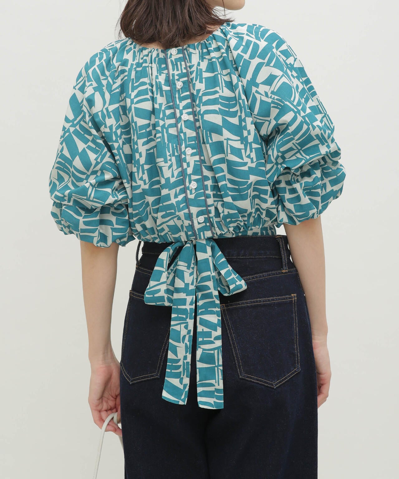 LB.03/幾何学柄バルーンスリーブブラウス 6693121309