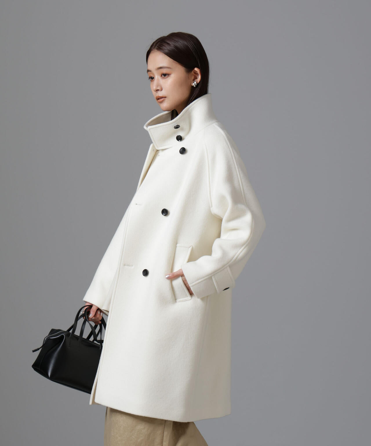 PECOLAMBウールカシミヤスタンドカラーコート 6694211303